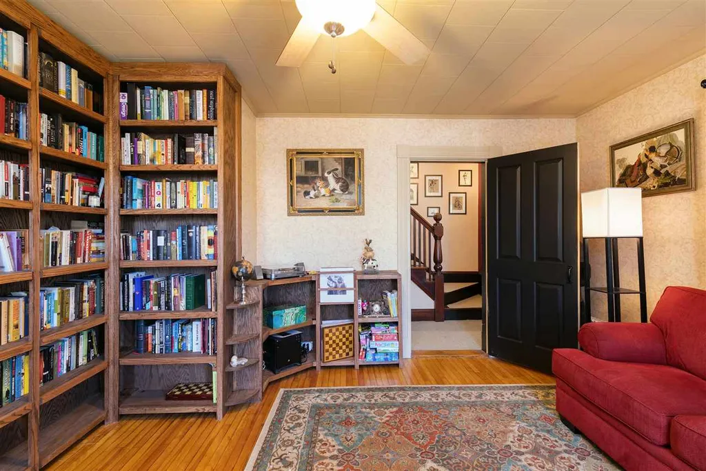 16 Cofran Avenue Northfield NH 03276