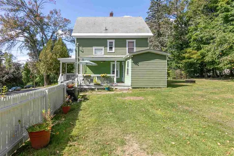 16 Cofran Avenue Northfield NH 03276