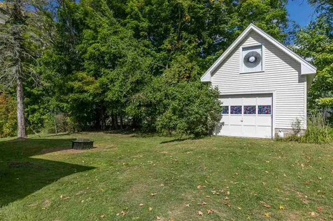 16 Cofran Avenue Northfield NH 03276
