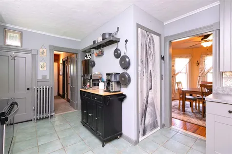 16 Cofran Avenue Northfield NH 03276