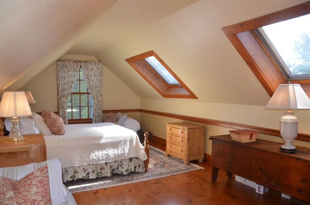 74 Bartlett Road Barnstead NH 03225