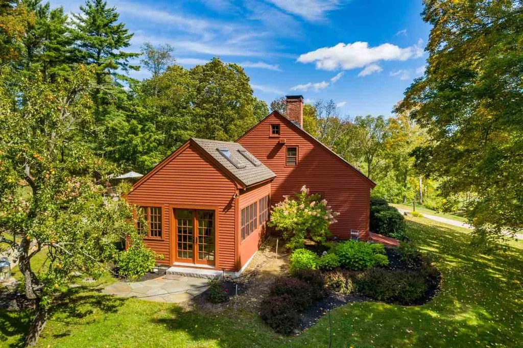 74 Bartlett Road Barnstead NH 03225