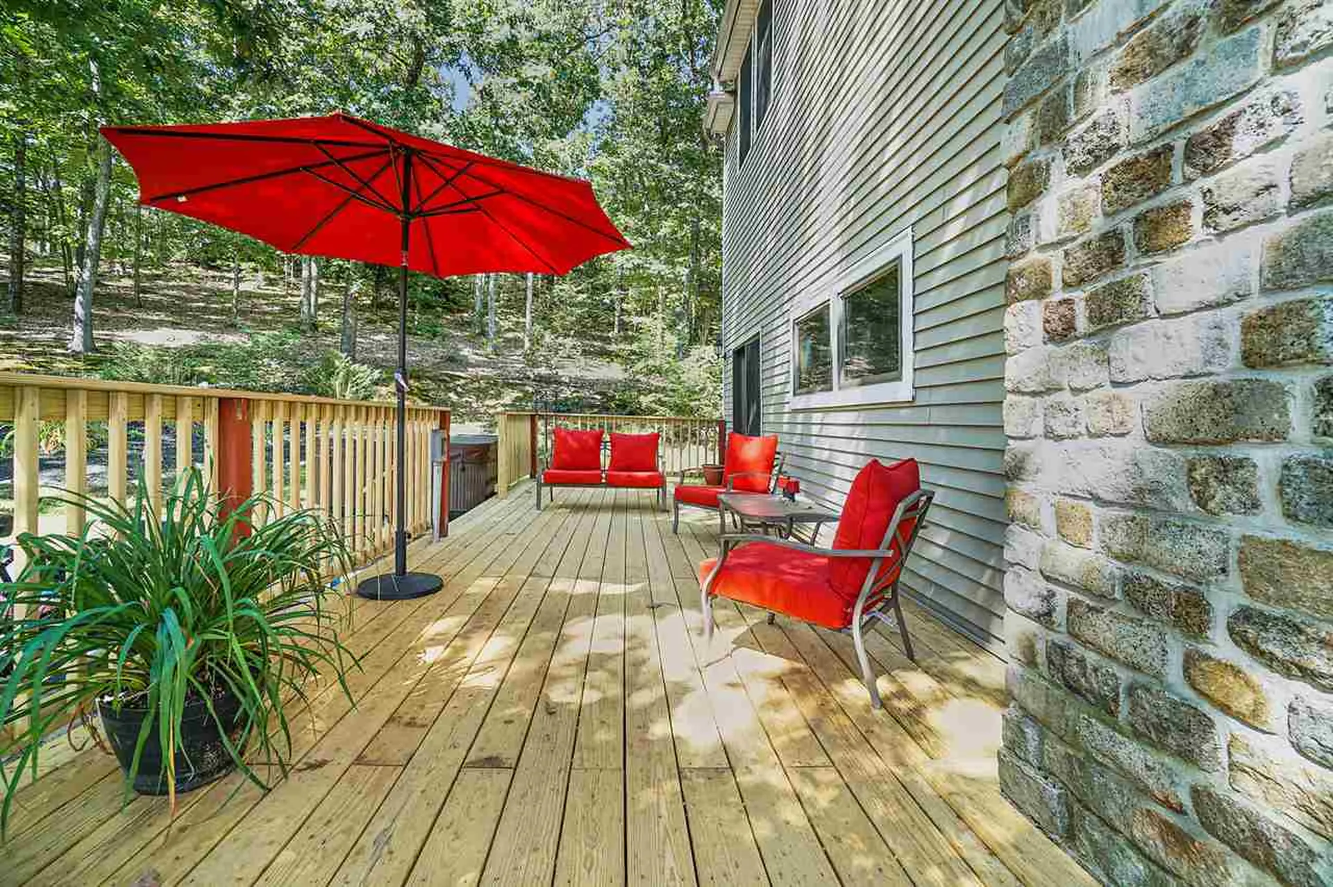 428 Main Street Sandown NH 03873