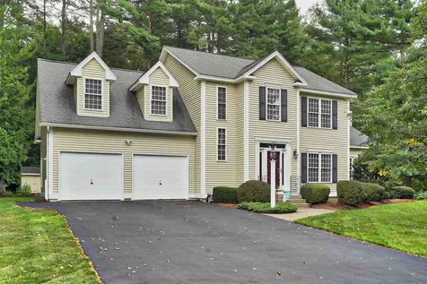 27 Barnside Drive Bedford NH 03110