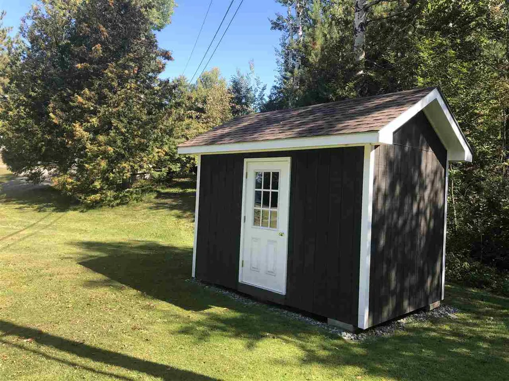 9 East Salem Drive Derby VT 05829