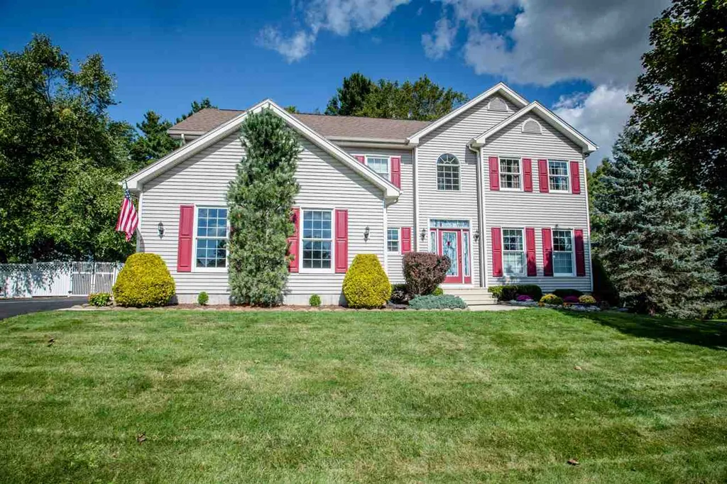 17 Juniper Ridge Road Essex Junction VT 05452