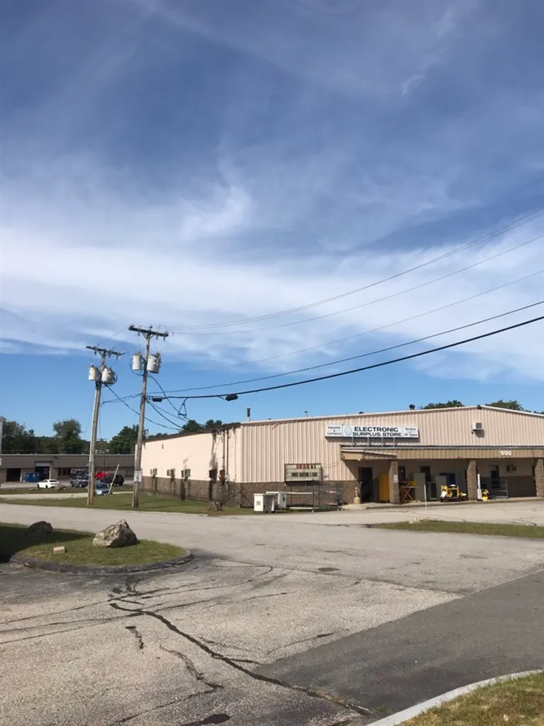 900 Candia Road Manchester NH 03109