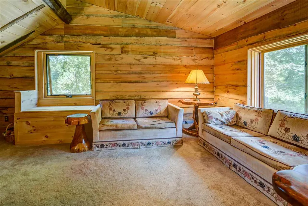1401 Quincy Road Rumney NH 03266