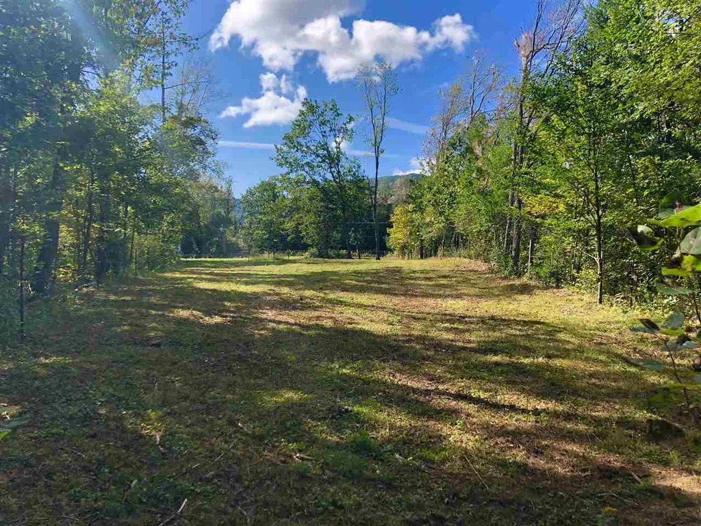 1401 Quincy Road Rumney NH 03266