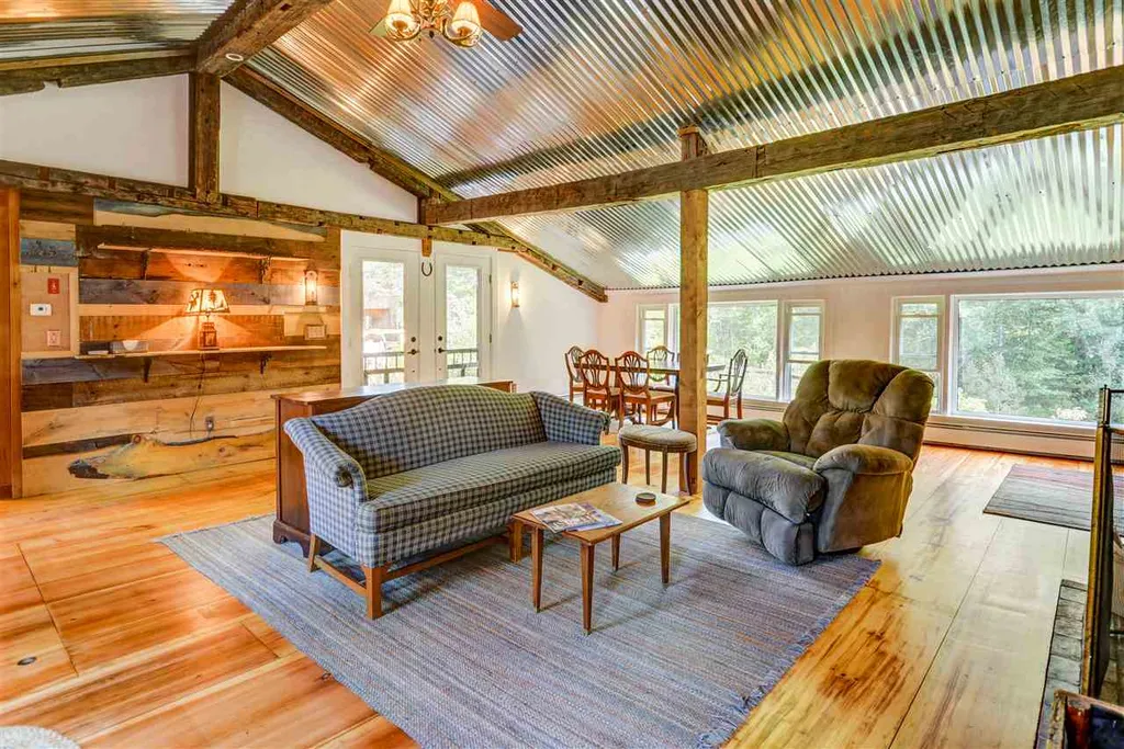 1401 Quincy Road Rumney NH 03266