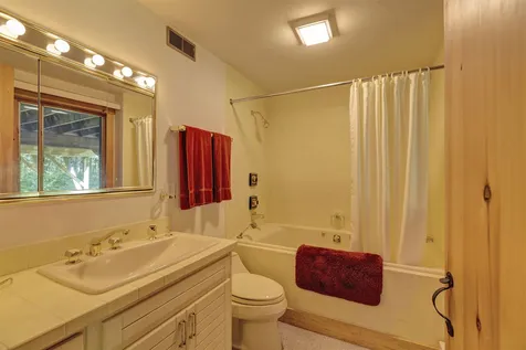 27 Granite Way Grantham NH 03753