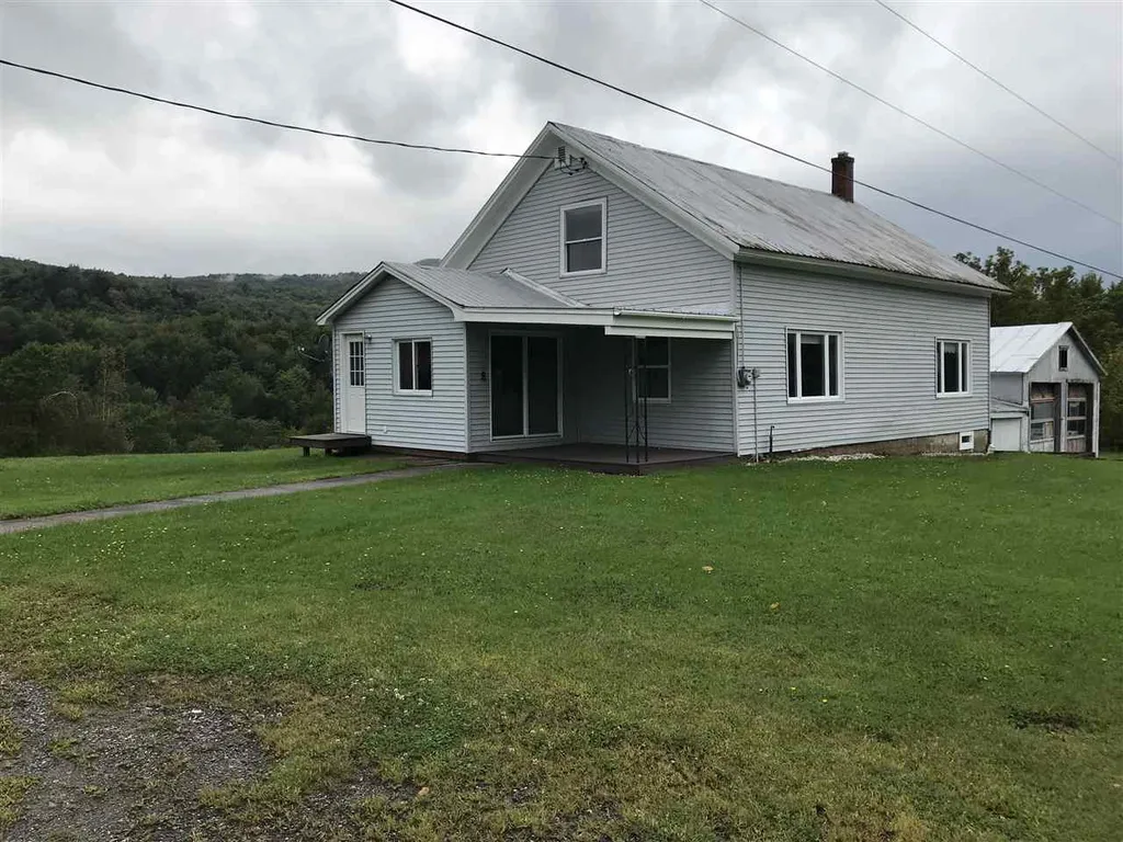 880 South Main Street, Montgomery VT Real Estate Listing MLS 4777001