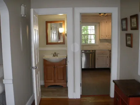 221 Middle Road Portsmouth NH 03801