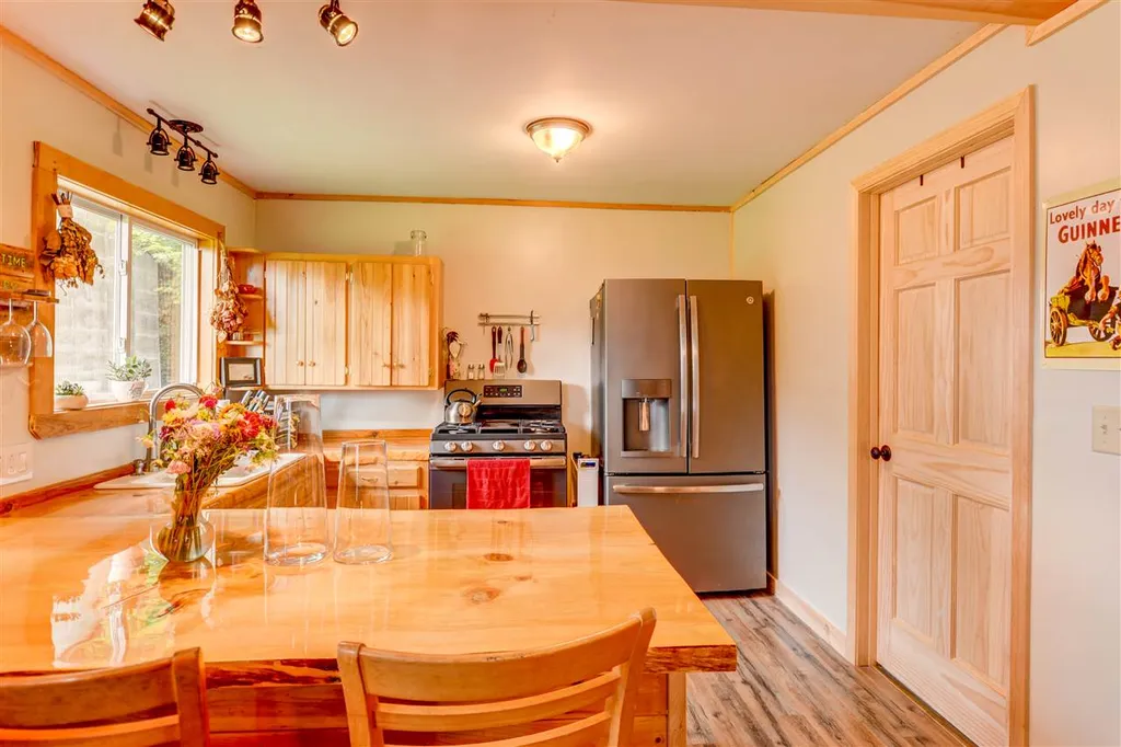 211 Wentworth Road Lunenburg VT 05906