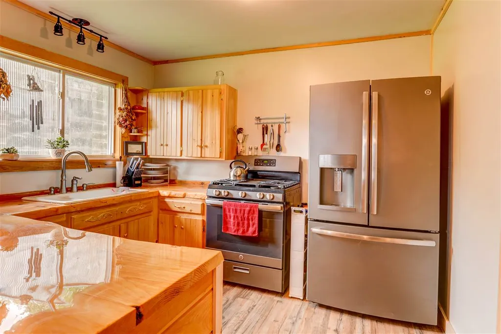 211 Wentworth Road Lunenburg VT 05906