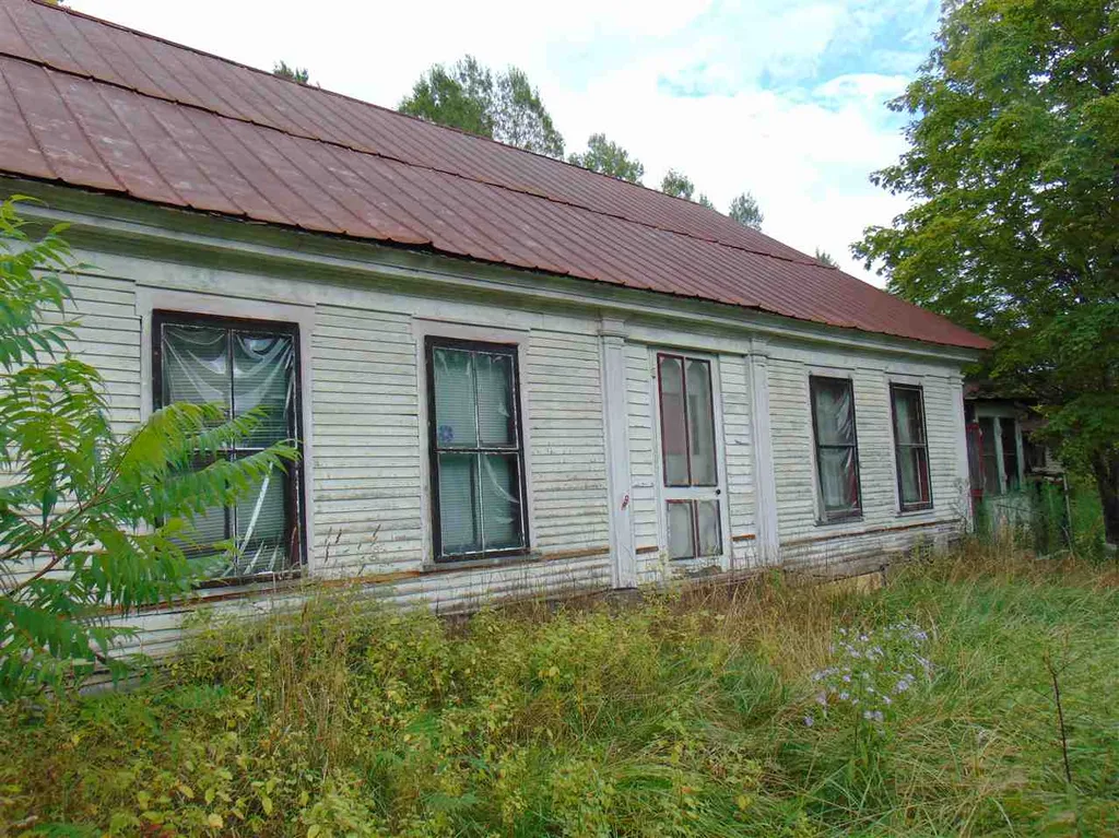 620 South Wheelock Road Lyndon VT 05851