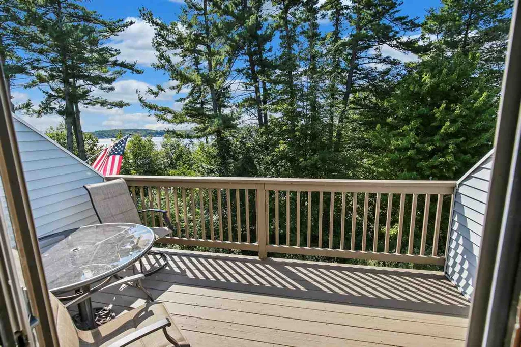 53 Evergreens Drive Laconia NH 03246