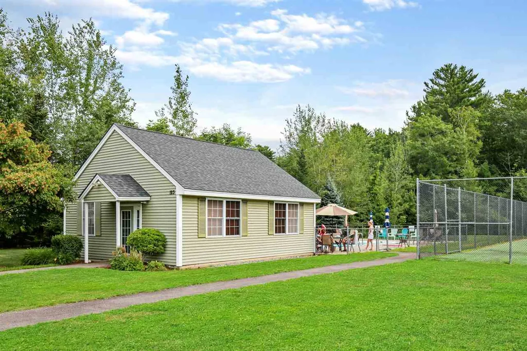 53 Evergreens Drive Laconia NH 03246