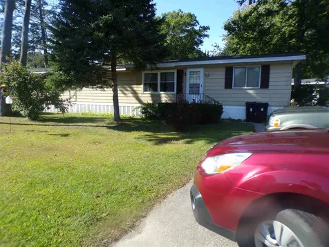 49 Scott Avenue Seabrook NH 03874