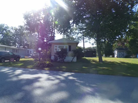 49 Scott Avenue Seabrook NH 03874