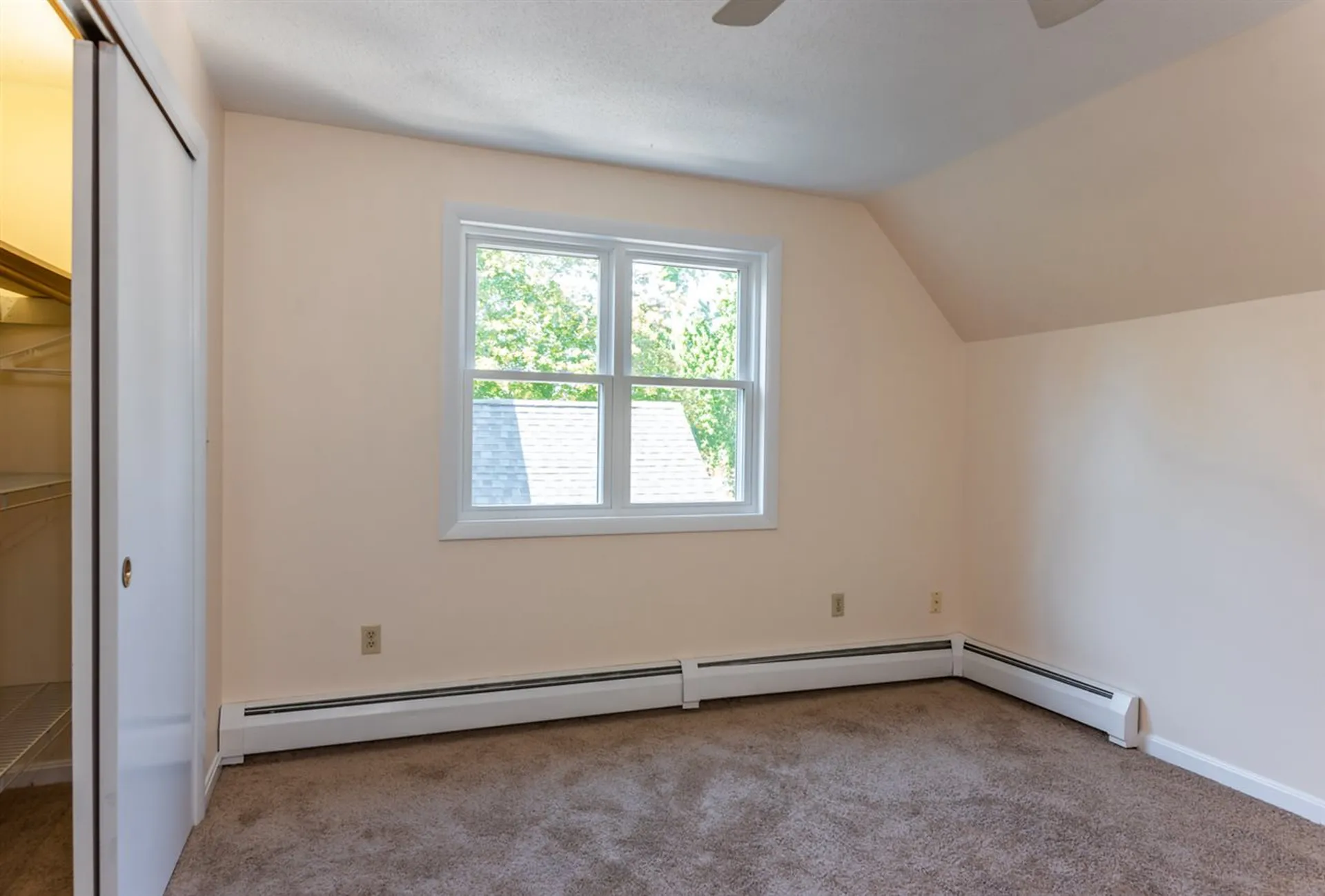 850 / 852 Dix Street Manchester NH 03103