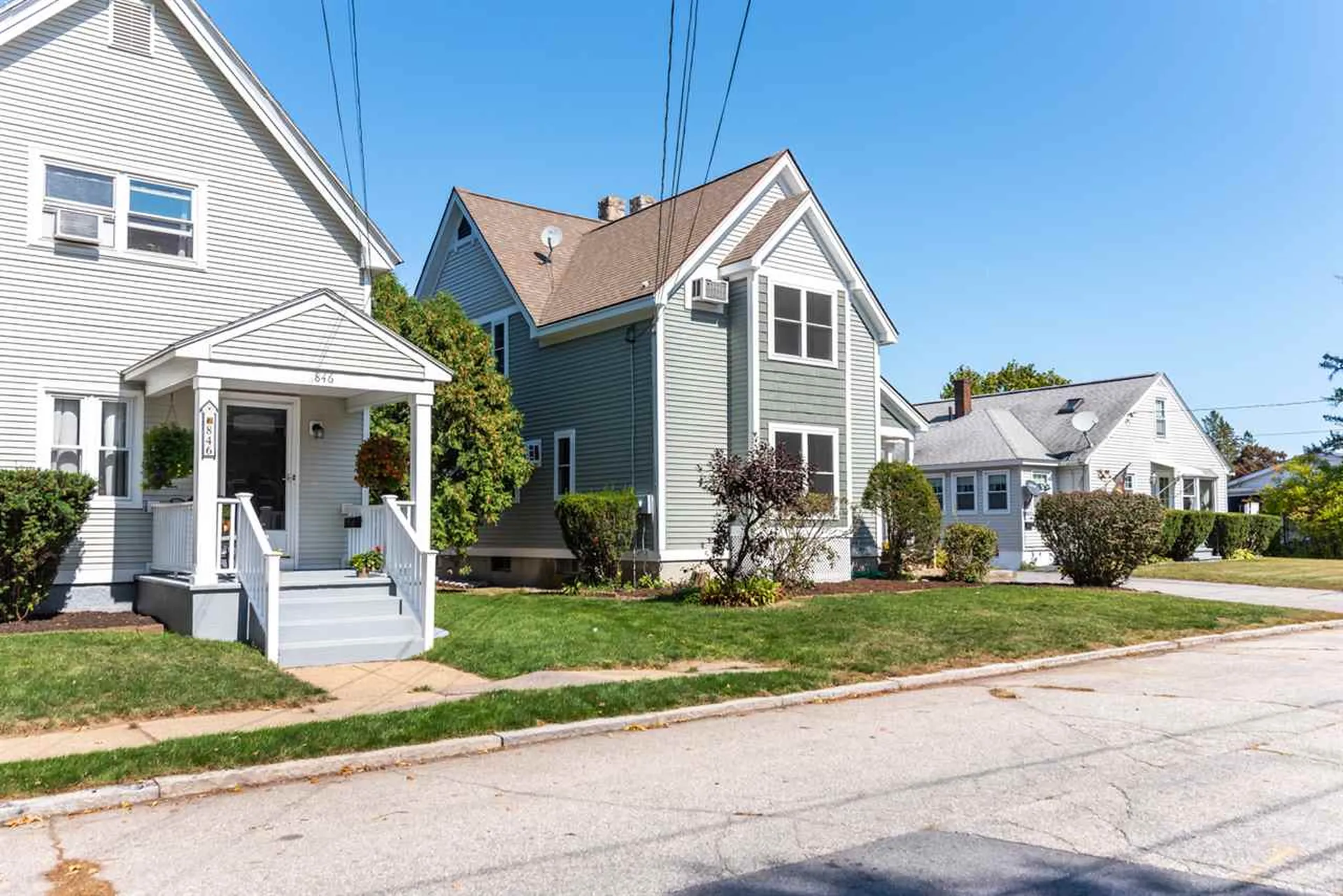 850 / 852 Dix Street Manchester NH 03103