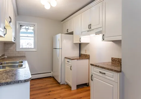 850 / 852 Dix Street Manchester NH 03103