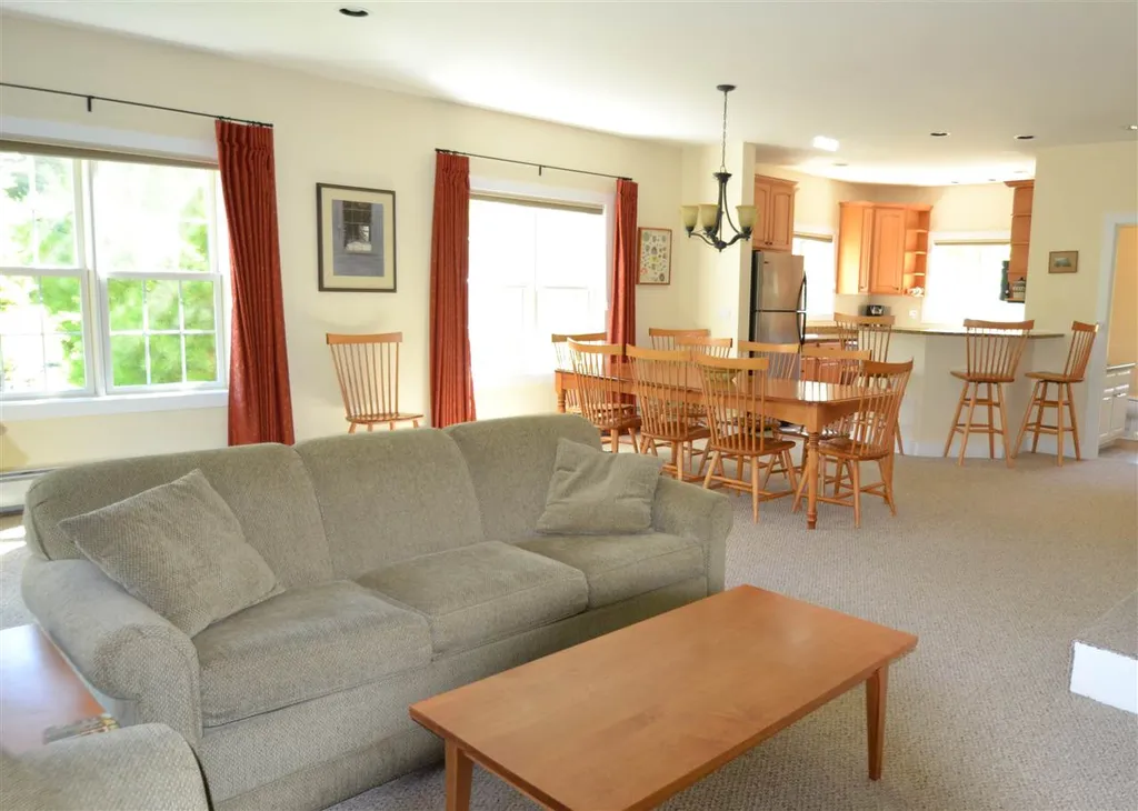 53 Amber Way Warren VT 05674