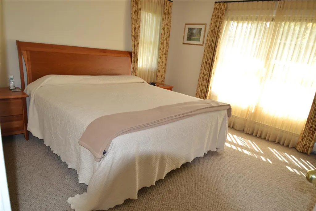53 Amber Way Warren VT 05674