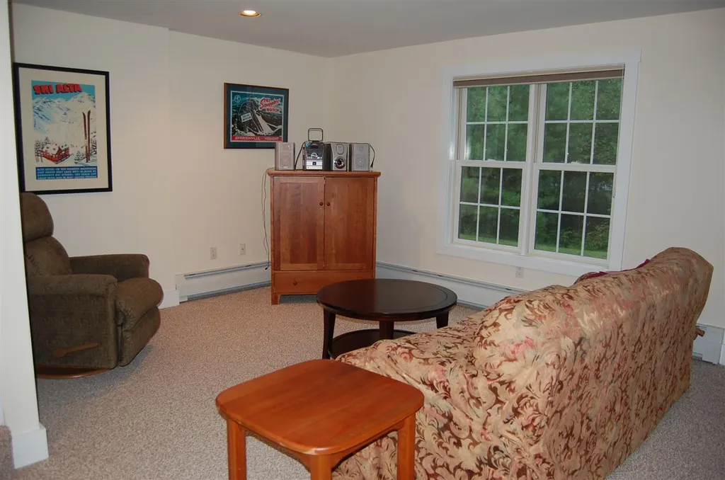 53 Amber Way Warren VT 05674