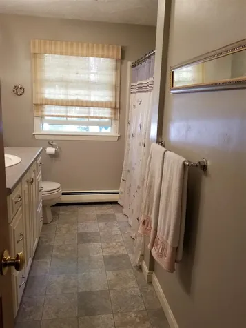 27 Garden Drive Litchfield NH 03052
