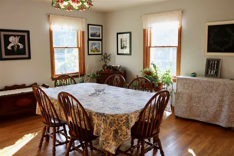 6 Hayman Circle Newton NH 03858