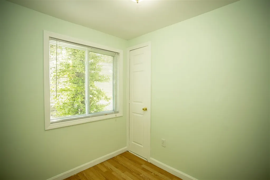 112 Lat Lane Swanzey NH 03446