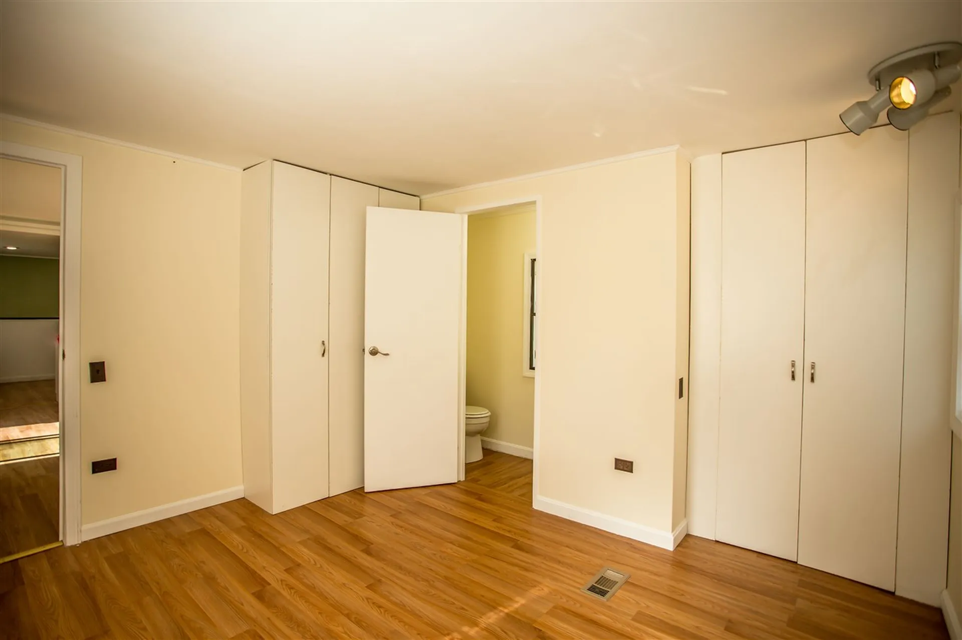 112 Lat Lane Swanzey NH 03446