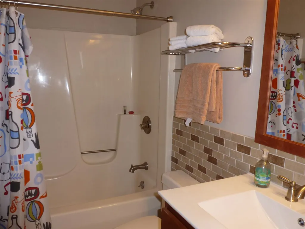 9 Briar Cliff Road Warren VT 05674