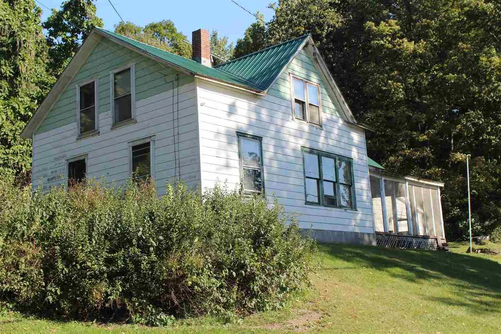 123 Shackett Road Leicester VT 05733