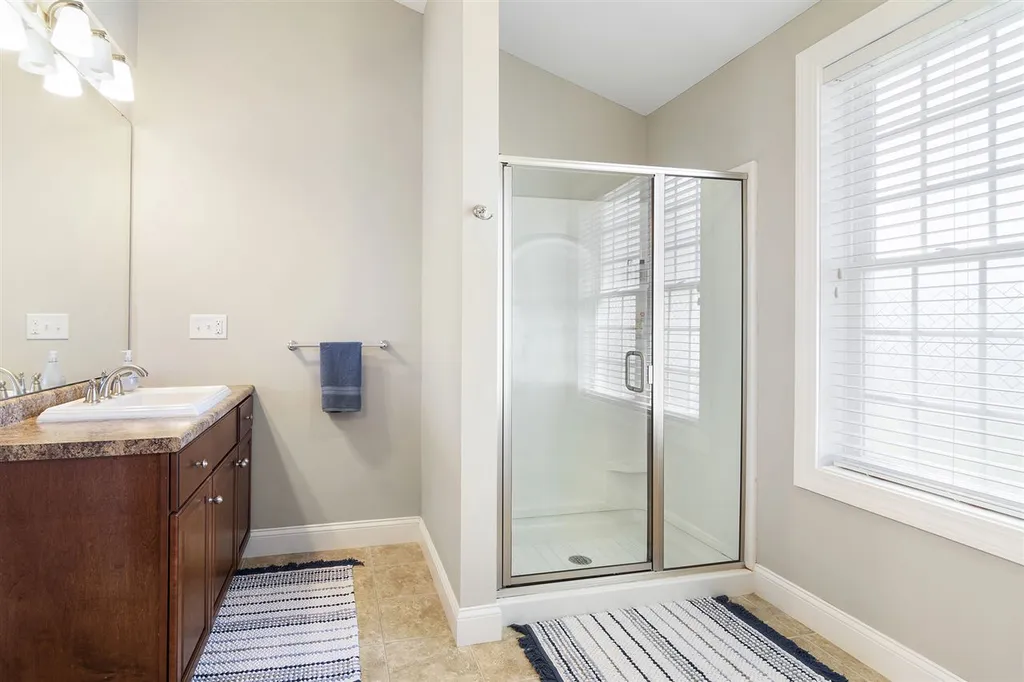 80 Lady Slipper Lane Manchester NH 03109