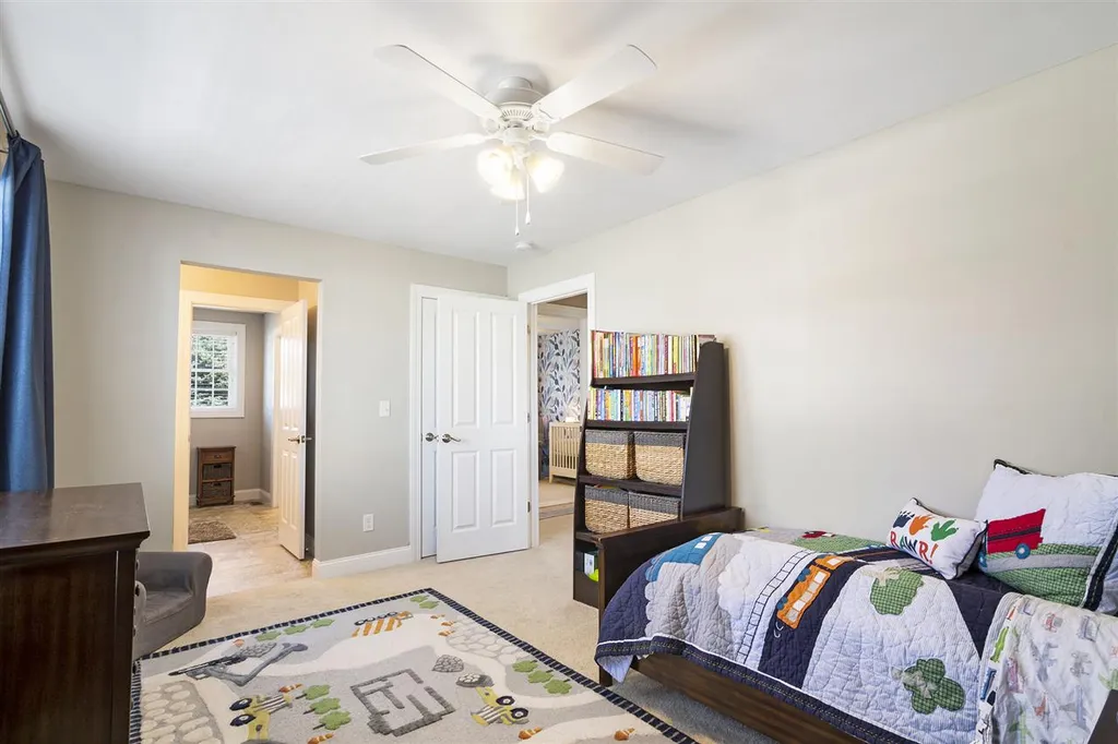 80 Lady Slipper Lane Manchester NH 03109