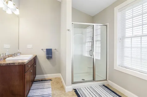 80 Lady Slipper Lane Manchester NH 03109