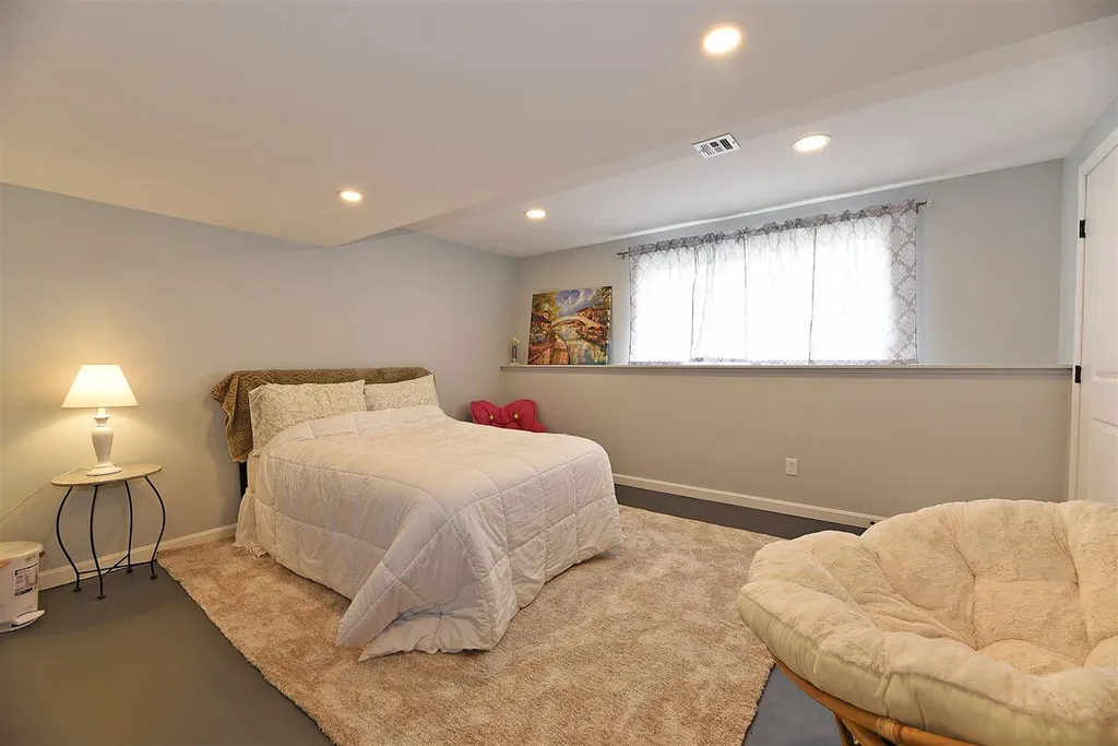 214 Fox Run Colchester VT 05446
