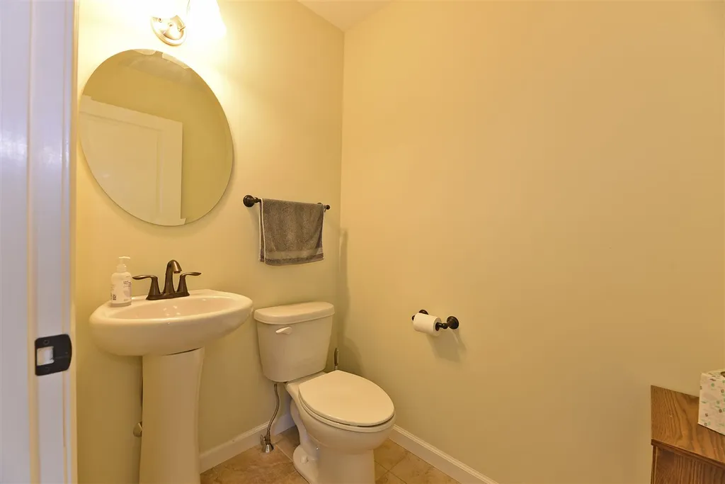 214 Fox Run Colchester VT 05446