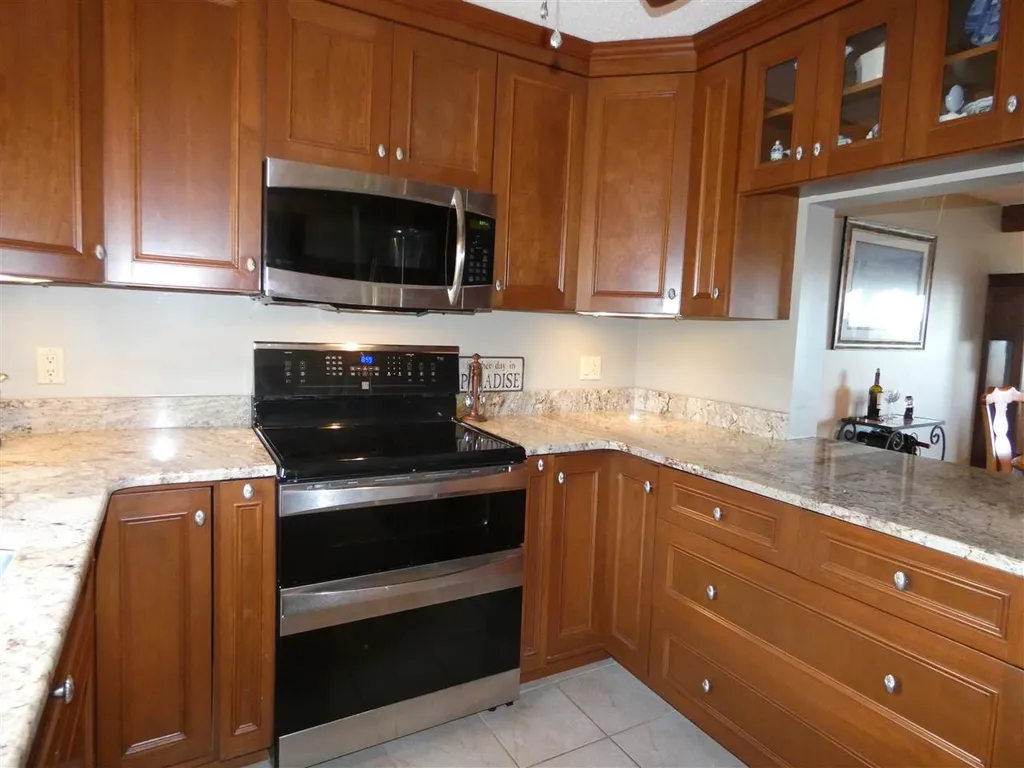 170 Belknap Point Road Gilford NH 03249