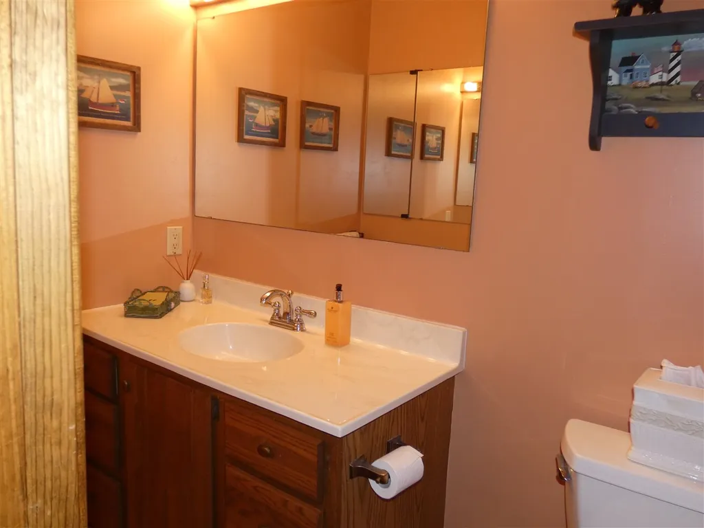 170 Belknap Point Road Gilford NH 03249