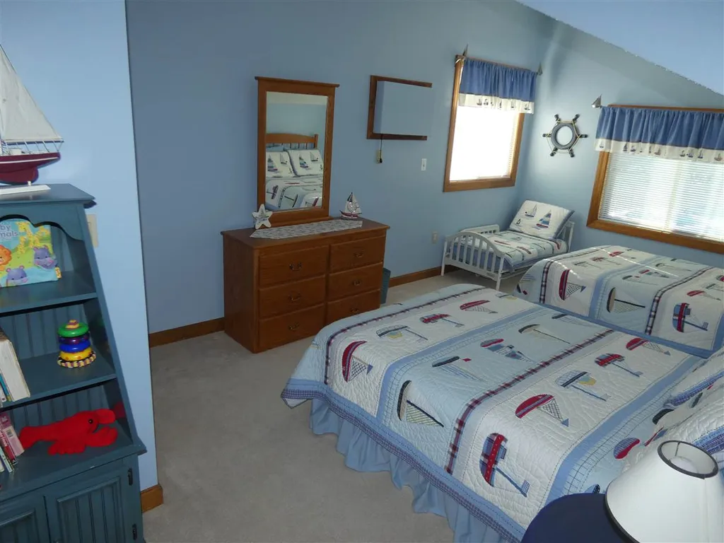 170 Belknap Point Road Gilford NH 03249