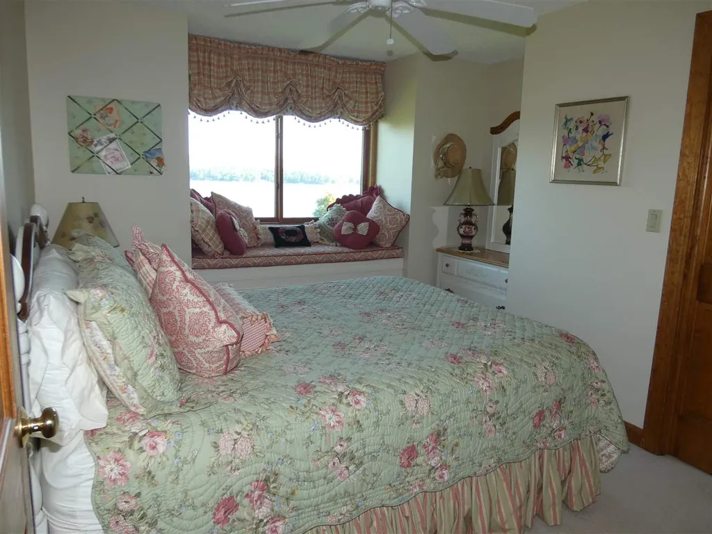 170 Belknap Point Road Gilford NH 03249