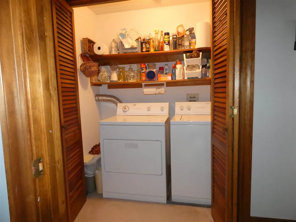170 Belknap Point Road Gilford NH 03249