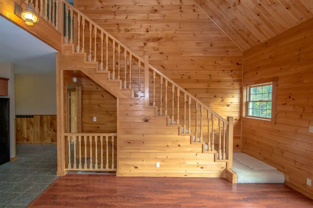 15 Sunny View Drive Lancaster NH 03584