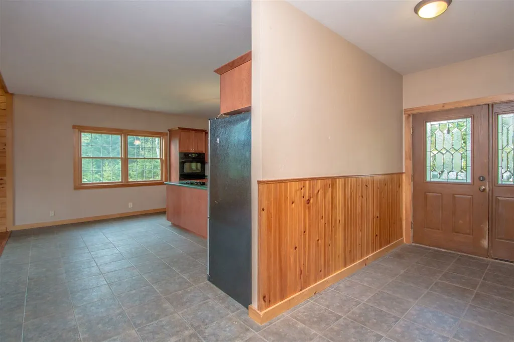 15 Sunny View Drive Lancaster NH 03584