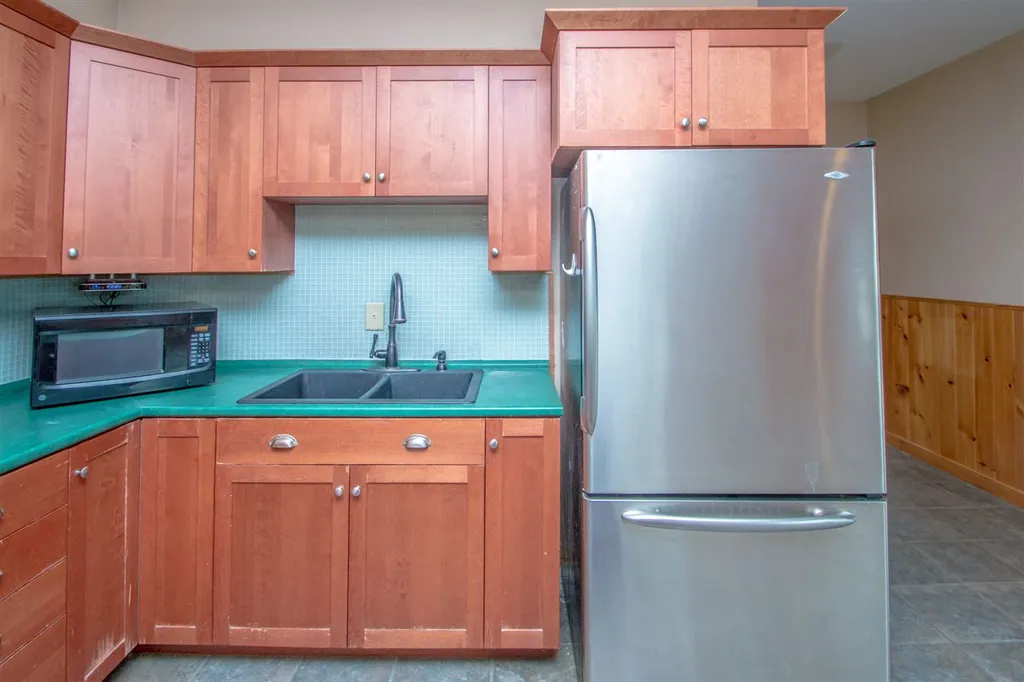 15 Sunny View Drive Lancaster NH 03584
