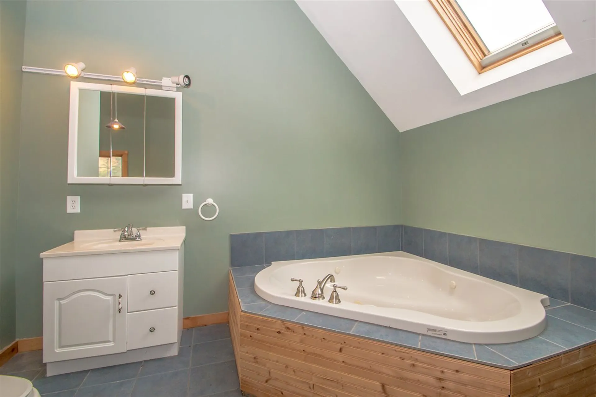 15 Sunny View Drive Lancaster NH 03584